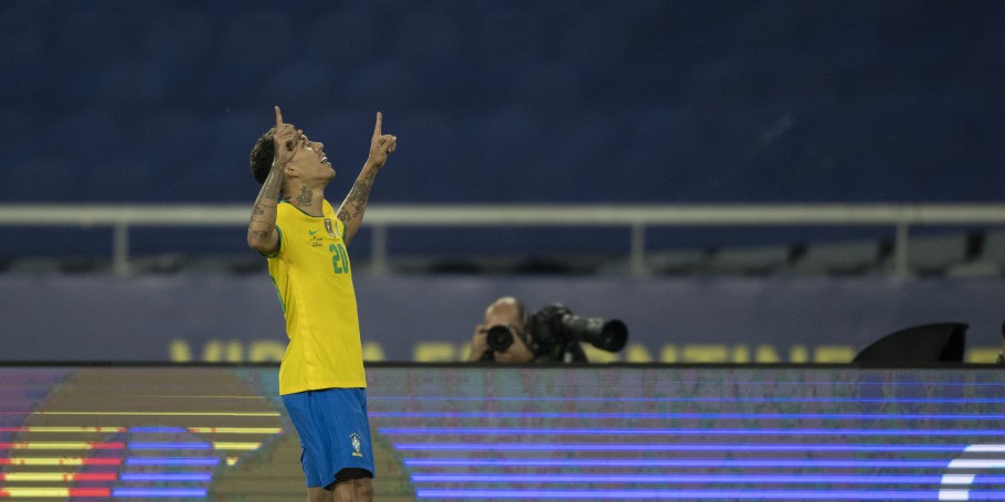 Copa América: Brasil vence Colômbia no fim em duelo com gol polêmico