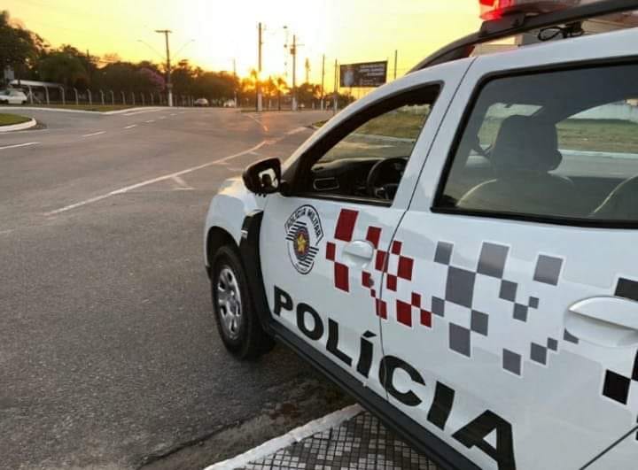Homem que participava de festa em residência é assassinado em Lorena