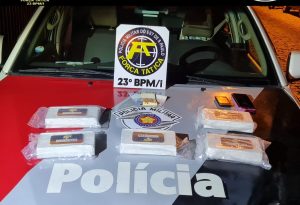 PM apreende mais de 10kg de drogas em Lorena e Guaratinguetá