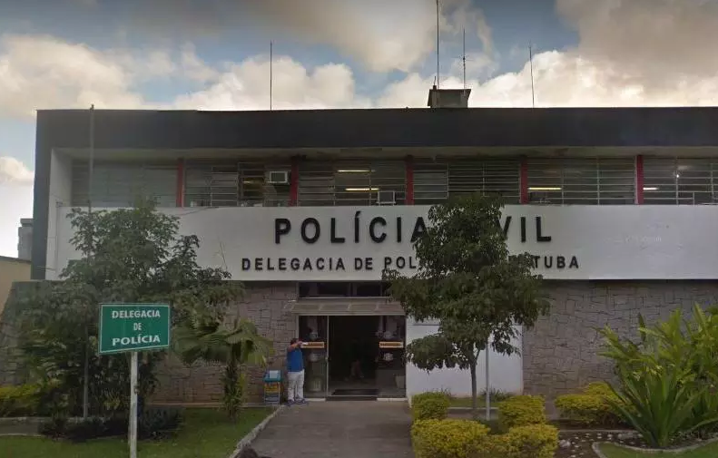 Homem troca tiros com a polícia e morre em Ubatuba