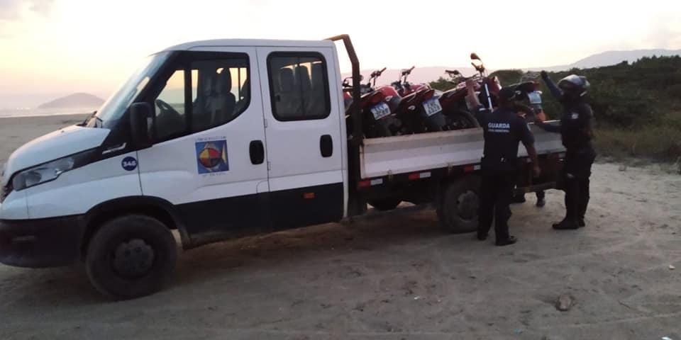 GCM prende motoqueiros e apreende 5 motos que disputavam racha em São Sebastião