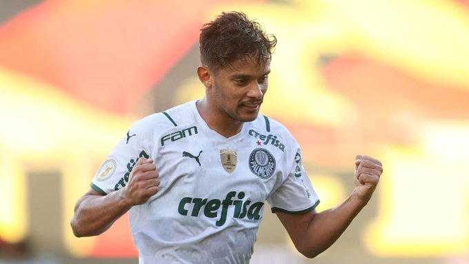 Com gol de Scarpa, Palmeiras bate Sport