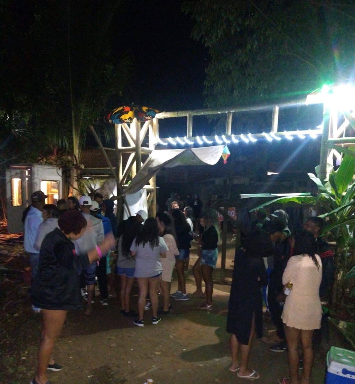 Três festas com 620 pessoas são encerradas na Costa Sul de São Sebastião