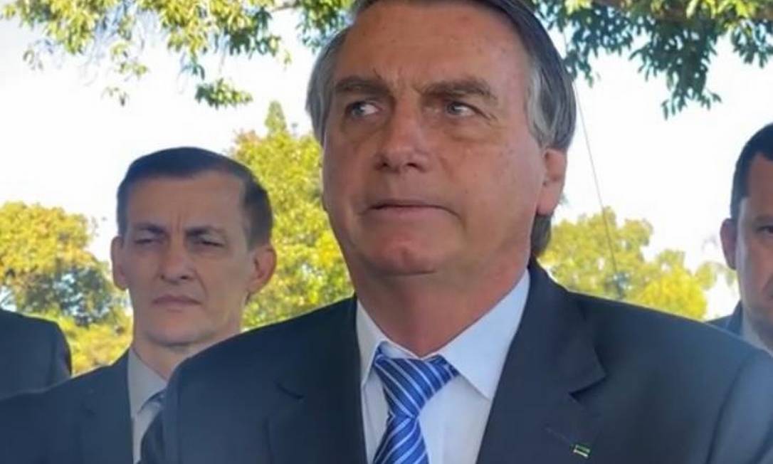 "Não tenho que apresentar provas", diz Bolsonaro sobre fraude nas urnas