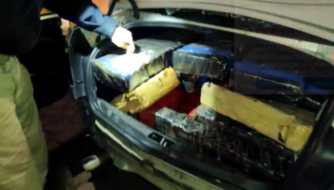 PRF apreende 300 kg de maconha que seriam trazidos para São José dos Campos