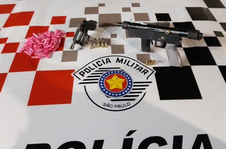 Polícia de Jacareí encontra metralhadora que poderia ter sido usada em chacina em 2020
