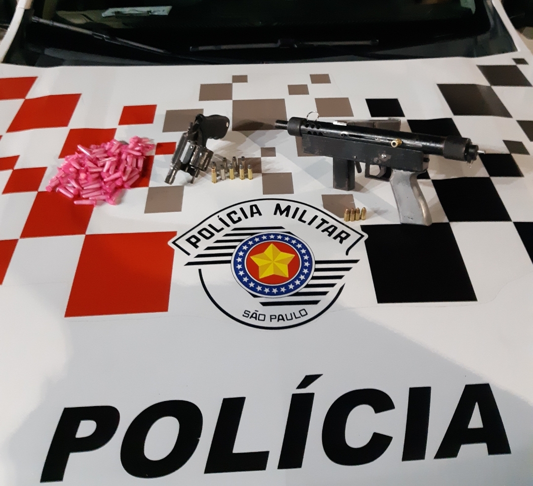 Polícia de Jacareí encontra metralhadora que poderia ter sido usada em chacina em 2020