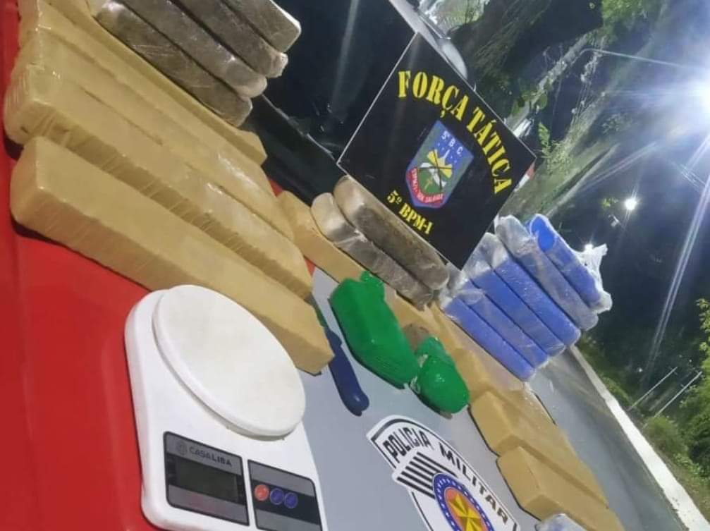 Homem é preso com 27 tijolos de maconha em Taubaté