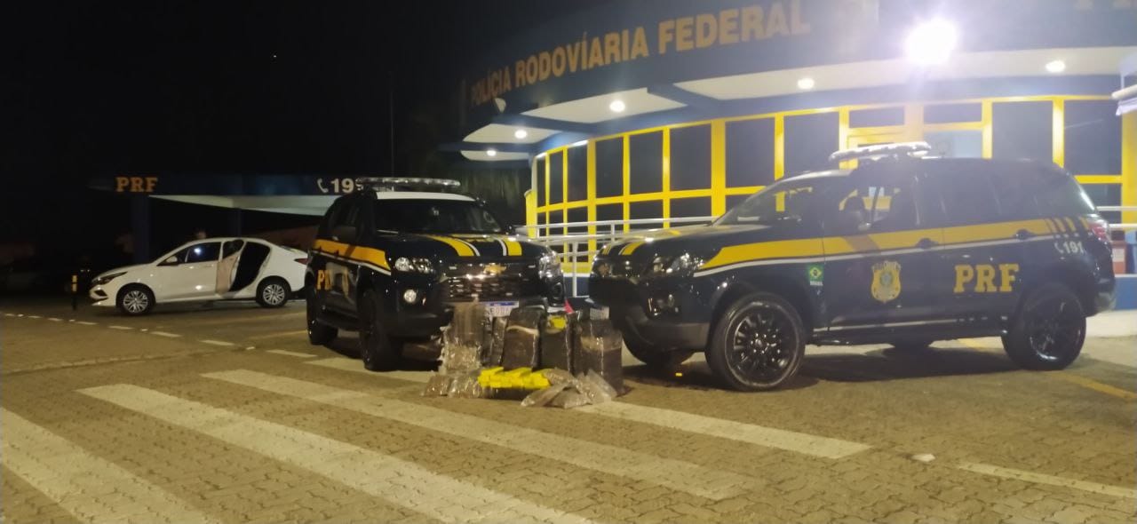 Perseguição termina na apreensão de 157 kg de drogas, na Via Dutra, em São José dos Campos