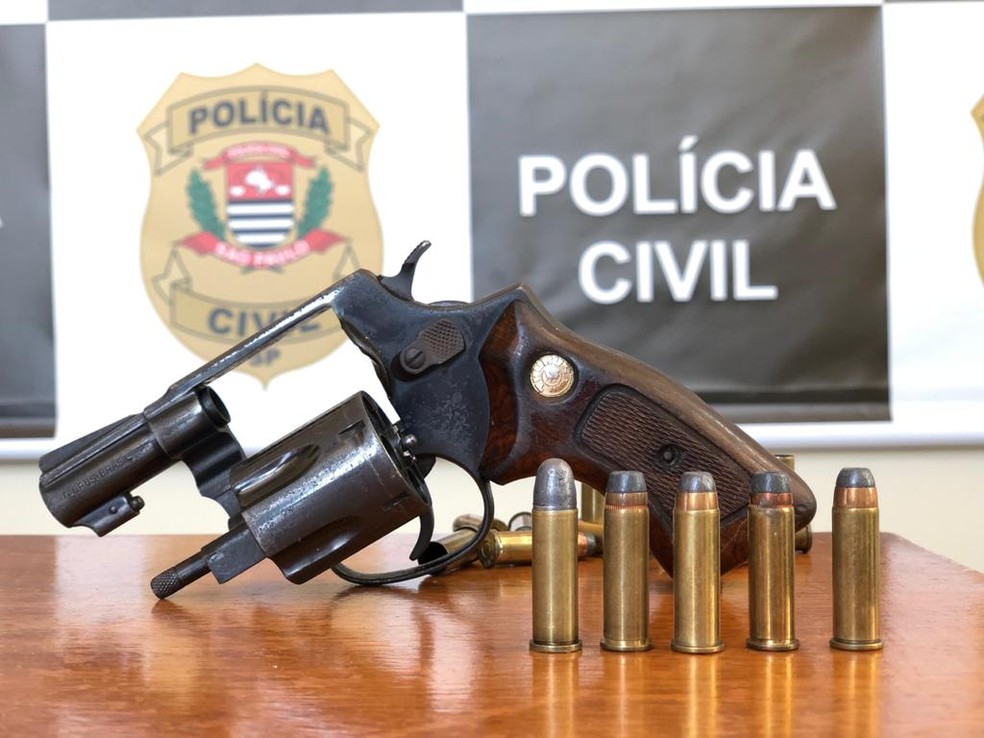 Homem acusado de aplicar golpes em famosos, como Juliana Paes, é preso em Jacareí