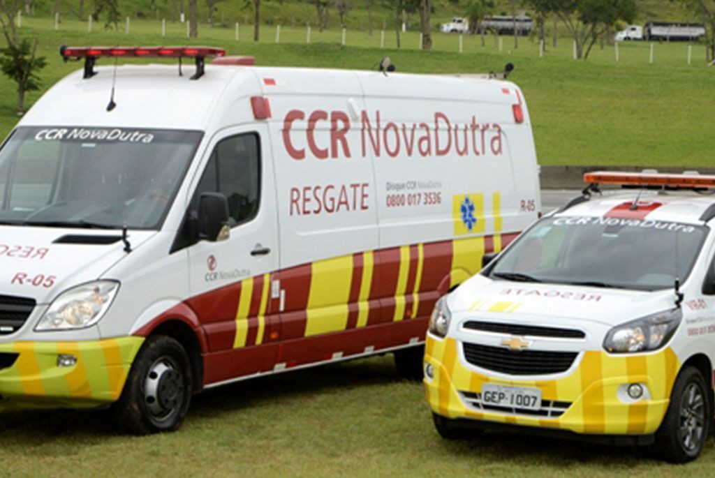 Batida de motos deixa um morto e três feridos, na Via Dutra, em Lorena