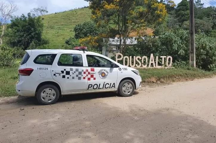 Ladrão que roubou comerciantes em Natividade da Serra tenta subornar PMs com R$ 14,5 mil em Caraguatatuba