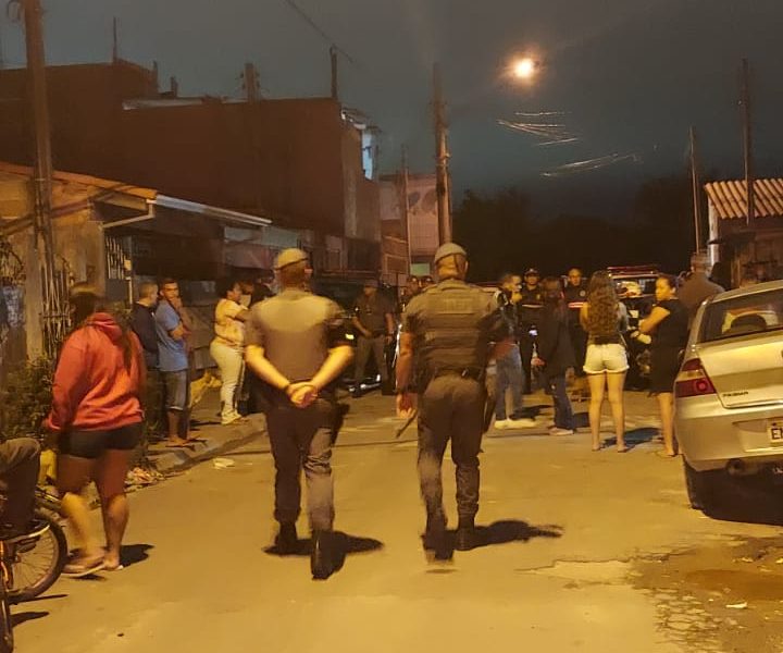 PM é atingido por machadada e reage com três tiros em Jacareí