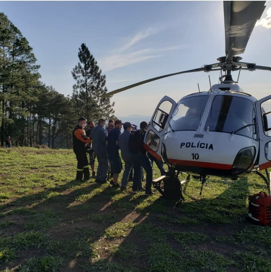 Homem, de 45 anos, cai de paraglider em Cachoeira Paulista