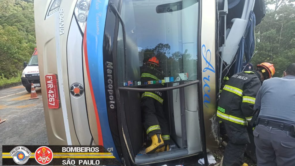 Depois de quase 10 horas interditada rodovia Oswaldo Cruz é liberada 1 Depois de quase 10 horas interditada rodovia Oswaldo Cruz é liberada