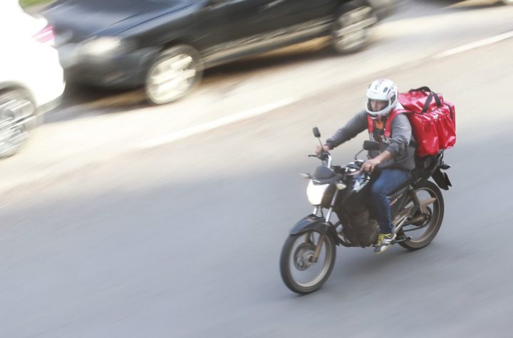 Comerciantes serão responsáveis por barulho de motos em Jacareí