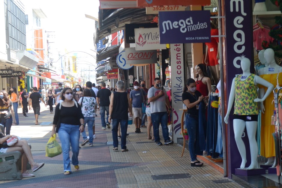 67% dos lojistas irão contratar novos empregados em São José dos Campos