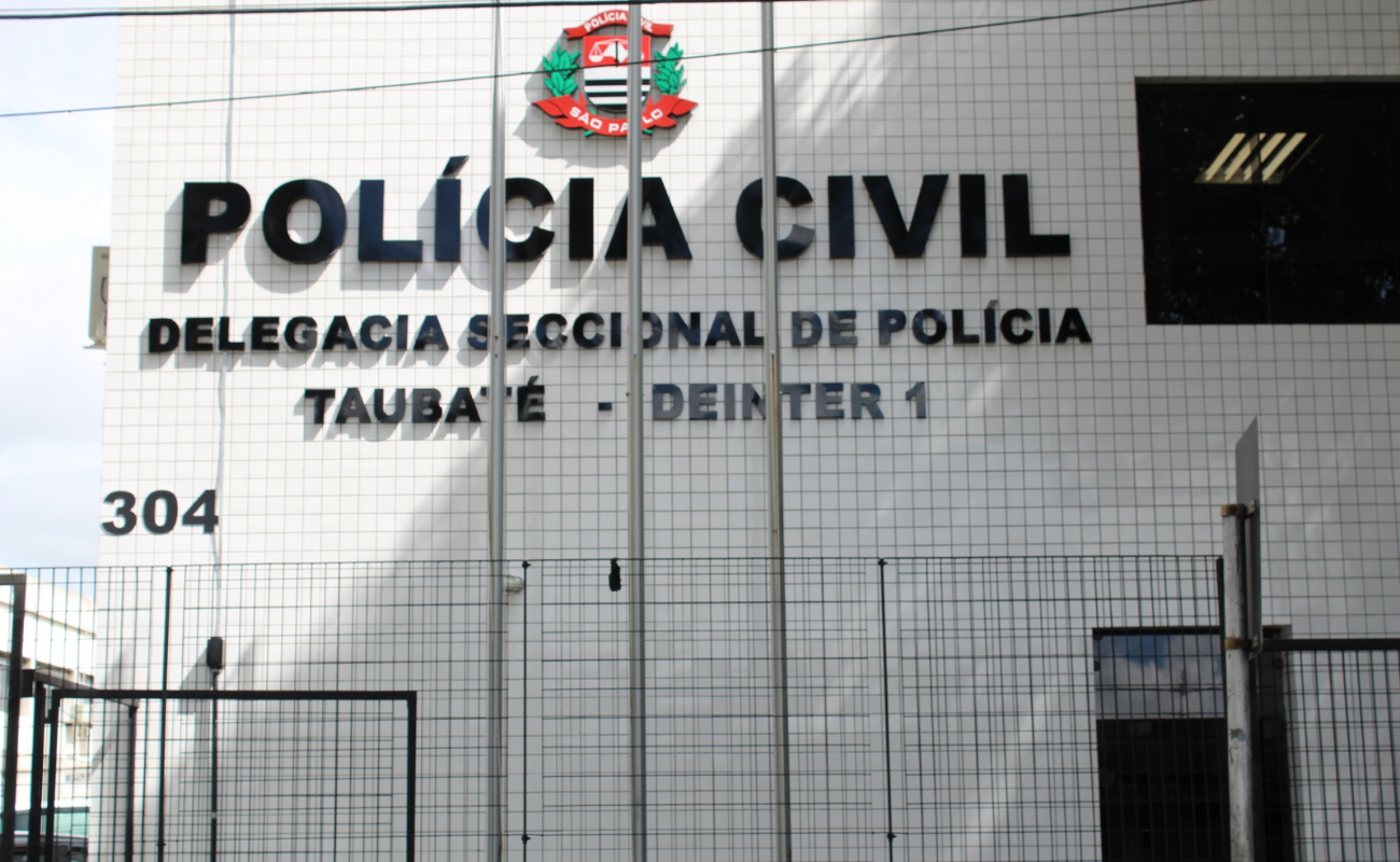 Dupla atira em homem que estava em bar do centro de Taubaté