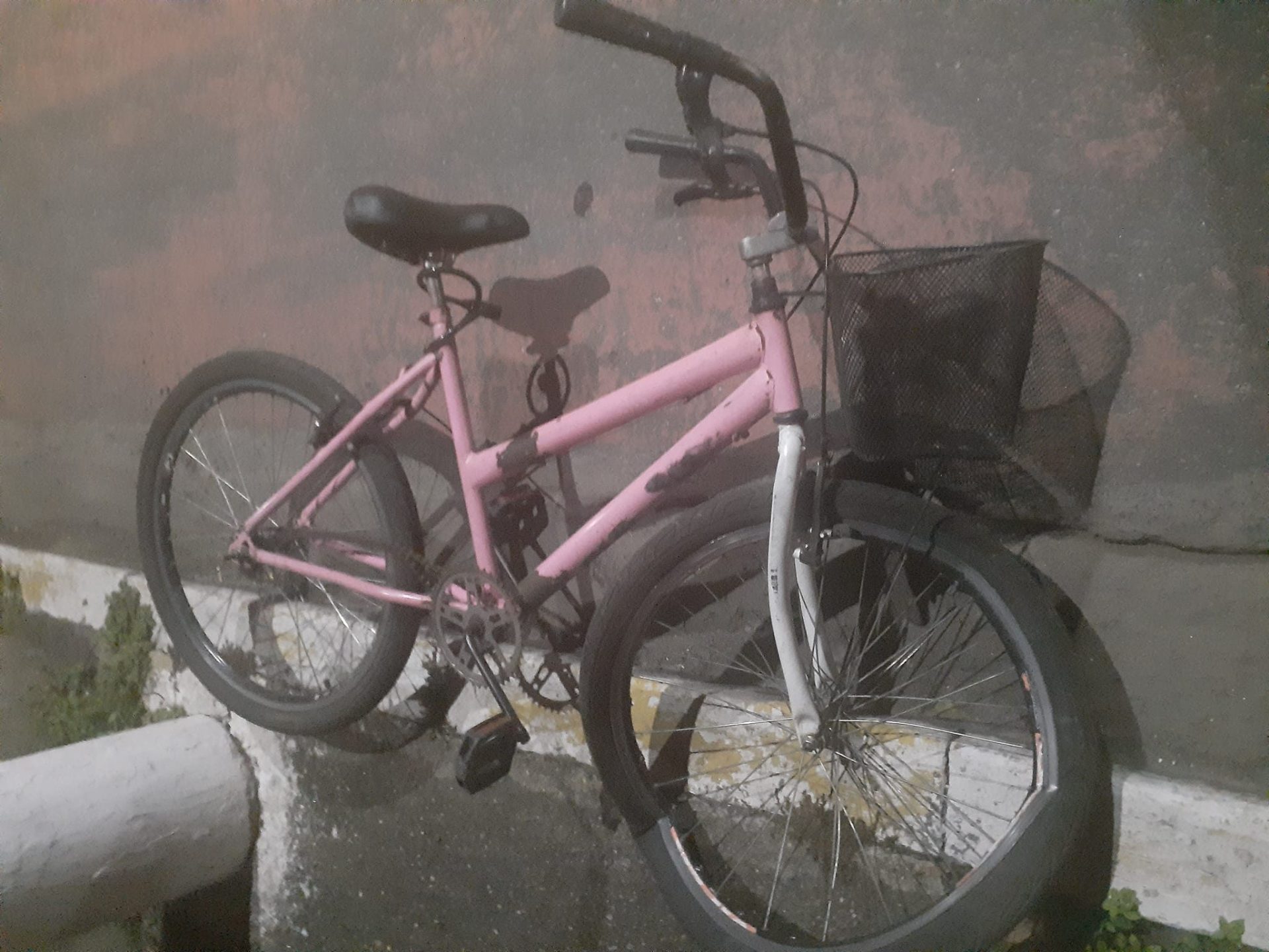 Ciclista morre em racha de motos em Guaratinguetá