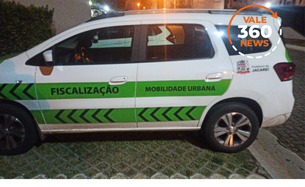 Carro da Prefeitura de Jacareí é flagrado em Sumaré e agita redes sociais