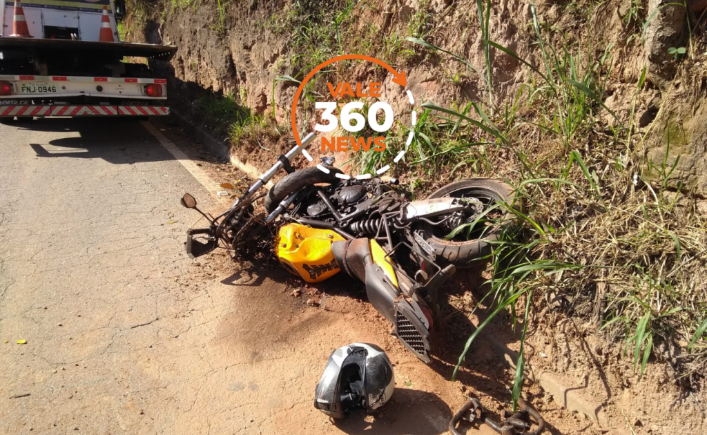 Motociclista é arremessado a mais de 20 metros em acidente na Oswaldo Cruz em Taubaté 3 Motociclista é arremessado a mais de 20 metros em acidente na Oswaldo Cruz em Taubaté