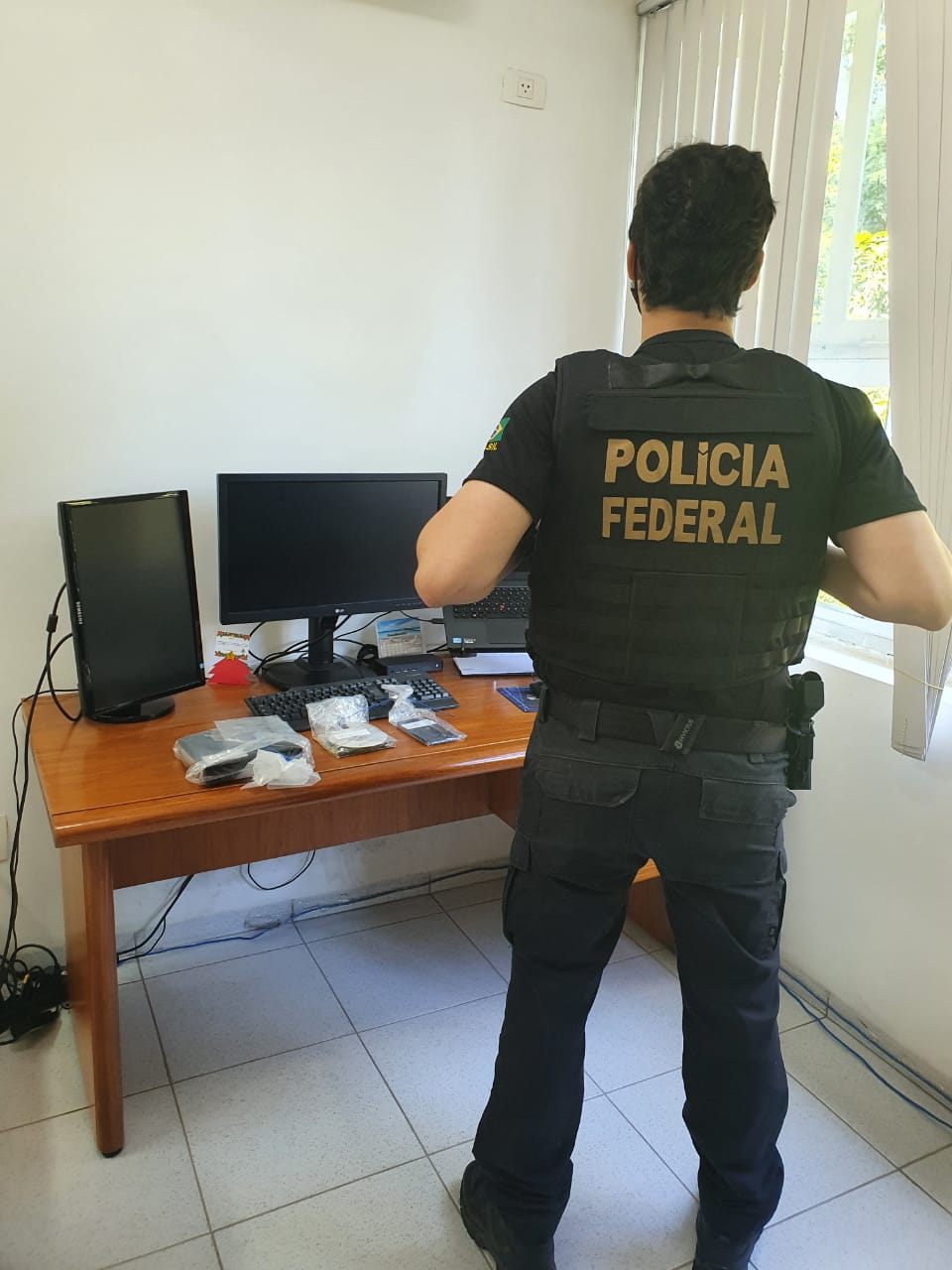 PF prende suspeito de divulgar material pedofílico pela internet em São José dos Campos