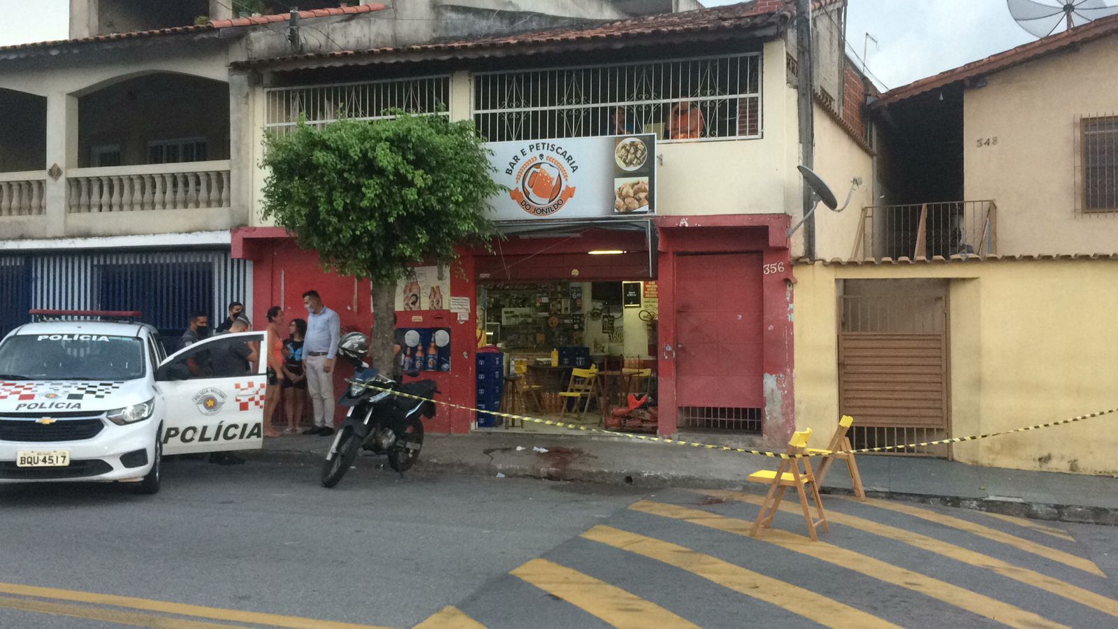 Dois homens são baleados em bar de São José dos Campos