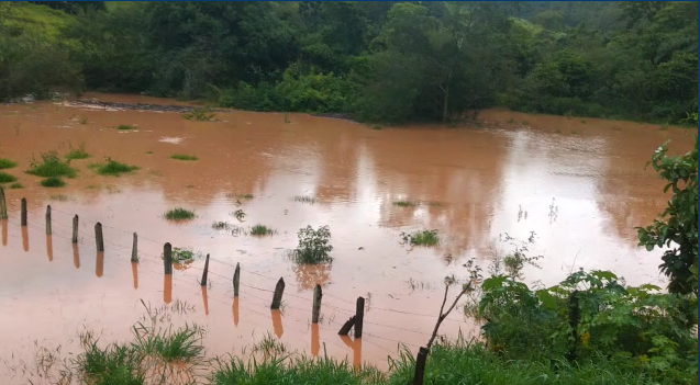 Rio Una transborda em Taubaté deixa zona parte da zona rural alagada