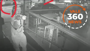 Homem é desarmado e agredido em bar de Taubaté