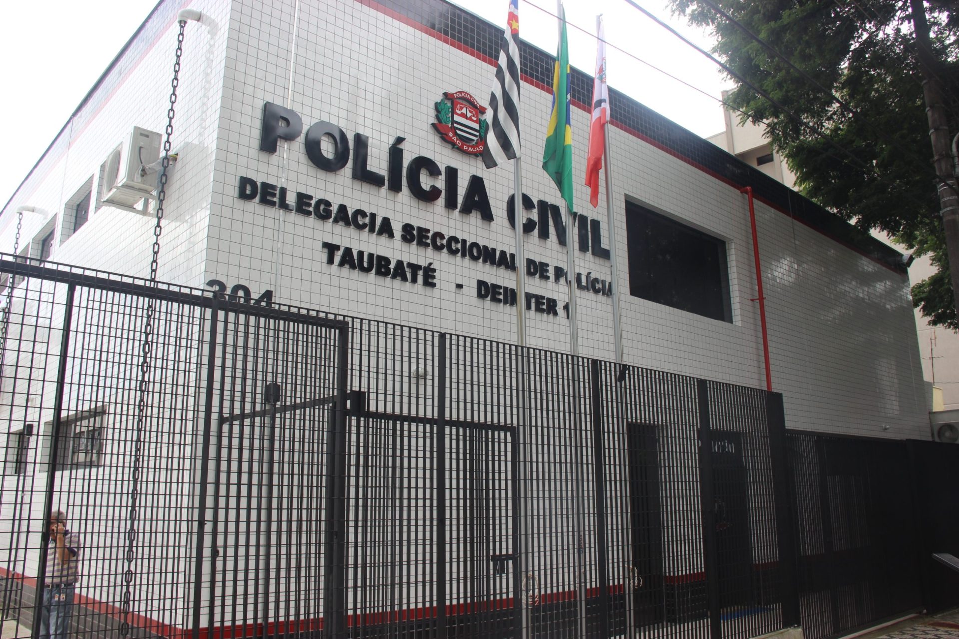 Policial Civil de Taubaté reage a assalto e homem é preso