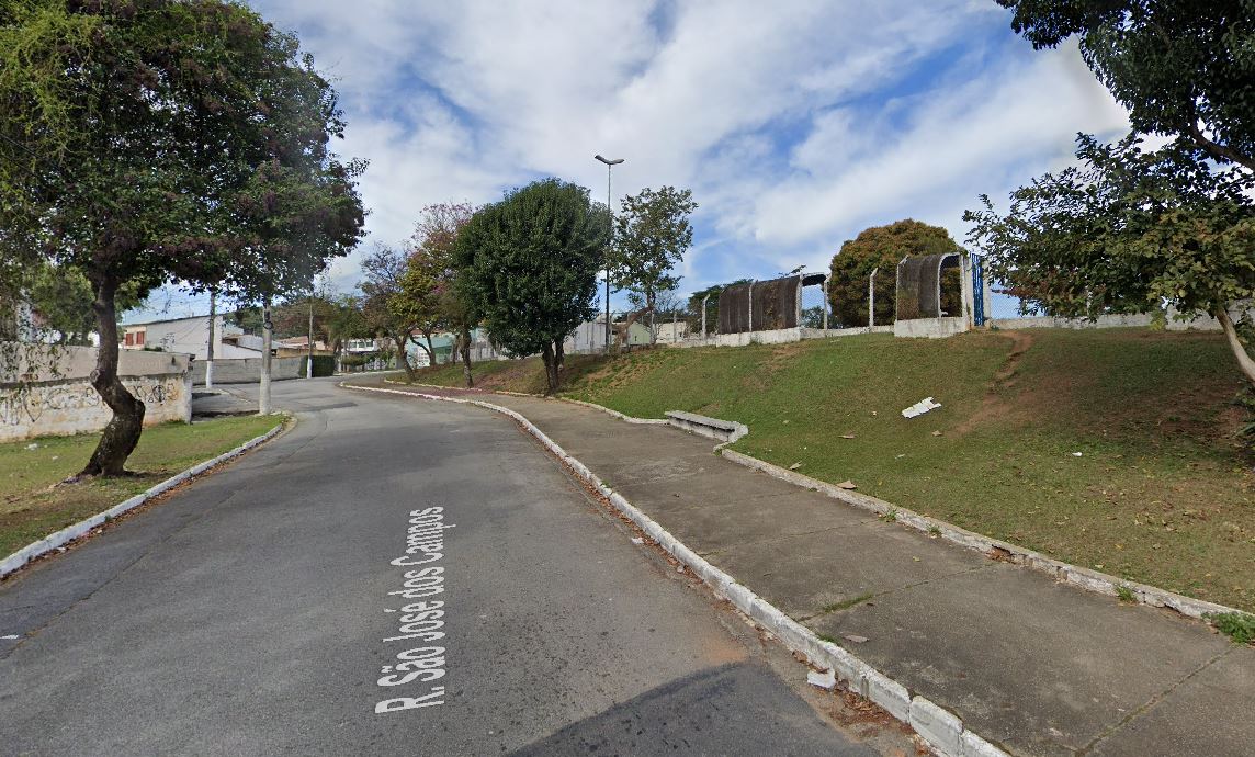 Repositor morre em adega alvejado por vários tiros em adega de Taubaté. Estudante fica ferido