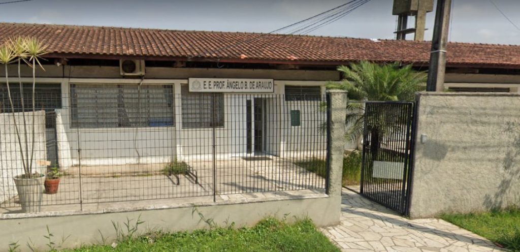 Escola de Caraguatatuba, onde diretora foi esfaqueada, fecha e só volta depois do Carnaval 1 escola-de-caraguatatuba