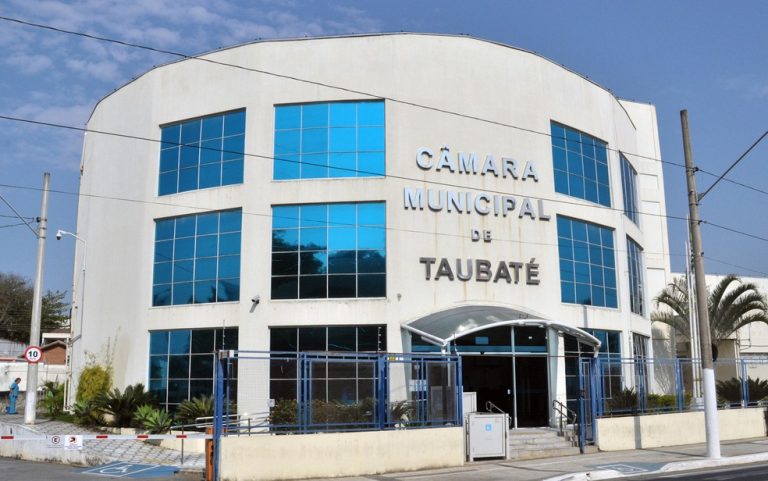 Servidores são exonerados da Câmara de Taubaté por apresentarem diplomas falsos