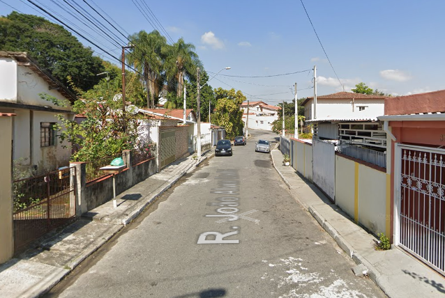 Homem é morto a tiros em comércio de Guaratinguetá. O crime aconteceu por volta das 16h30, desta terça-feira (15/02), pela rua João Coelho, no centro da cidade. 