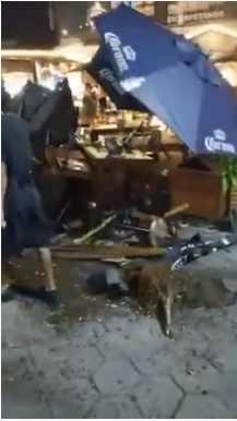 Motorista Embriagado invade calçadas com mesas de bar e atropela clientes em Caraguatatuba