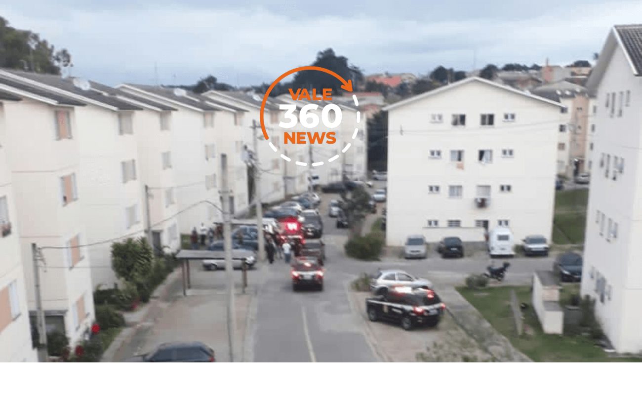 policiais