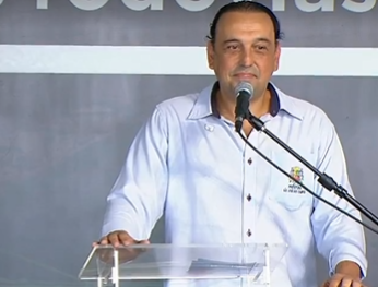 Felício Ramuth é chamado de “comunista” e “filho do Doria” em evento com Bolsonaro