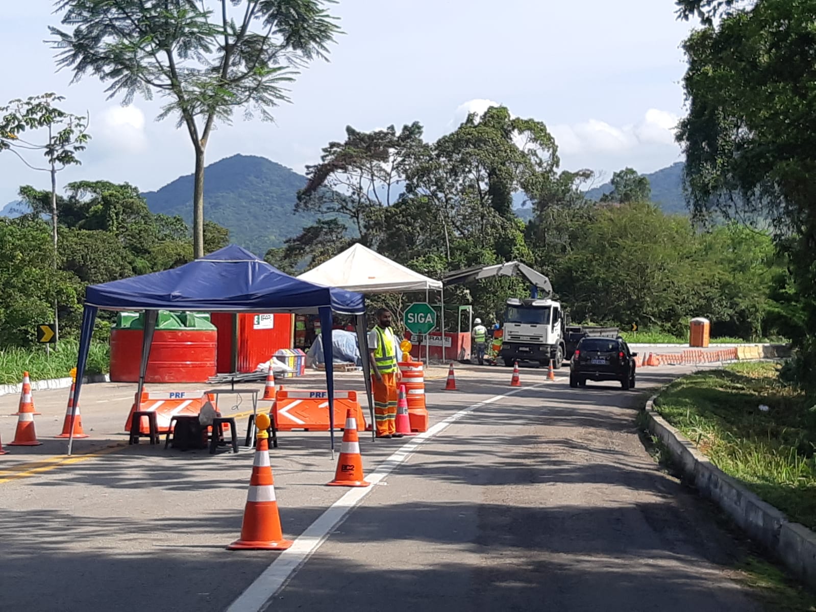 Depois de 10 dias, não há mais interdição total na Rio-Santos em Ubatuba