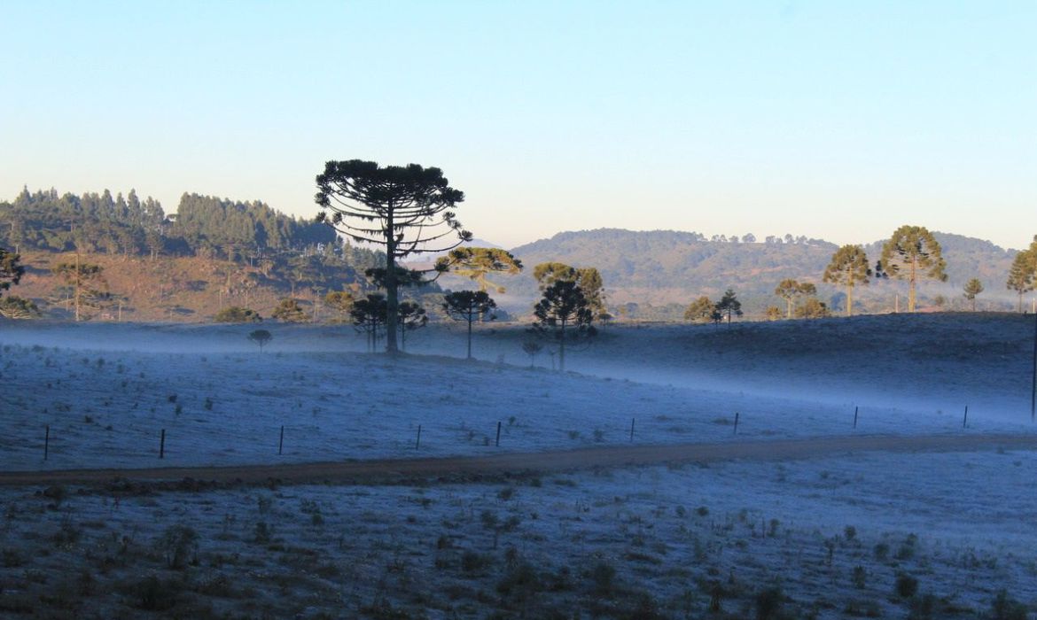Última semana de agosto será gelada no Vale do Paraíba, Serra da Mantiqueira e Litoral Norte
