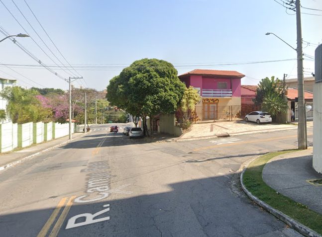 Idoso é preso após avançar cruzamento e acertar motociclista em São José dos Campos