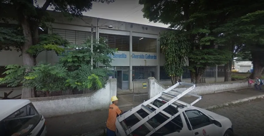 Professora é ameaçada com arma de brinquedo em escola de Guaratinguetá