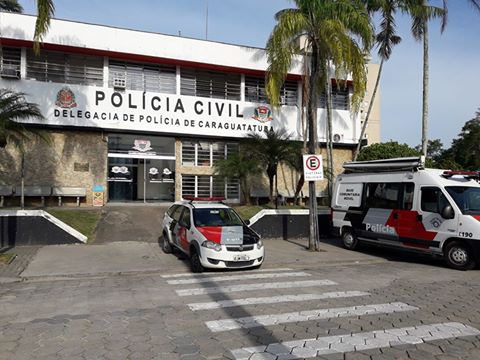Homem é morto a golpes de porrete ao tentar defender mulher