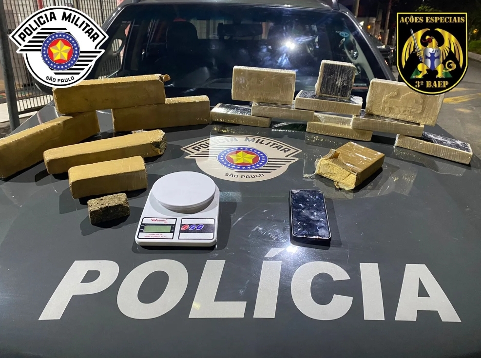 Homem é preso com 10 kg de drogas em Pindamonhangaba