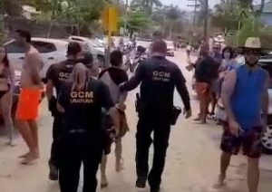 Delegado e policial da reserva em folga são roubados em Praia de Ubatuba