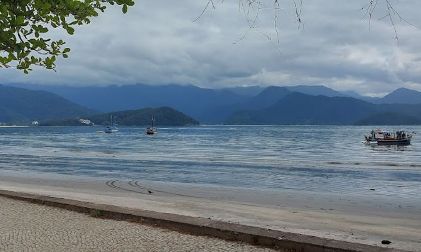 Homem é achado morto em praia de Ubatuba