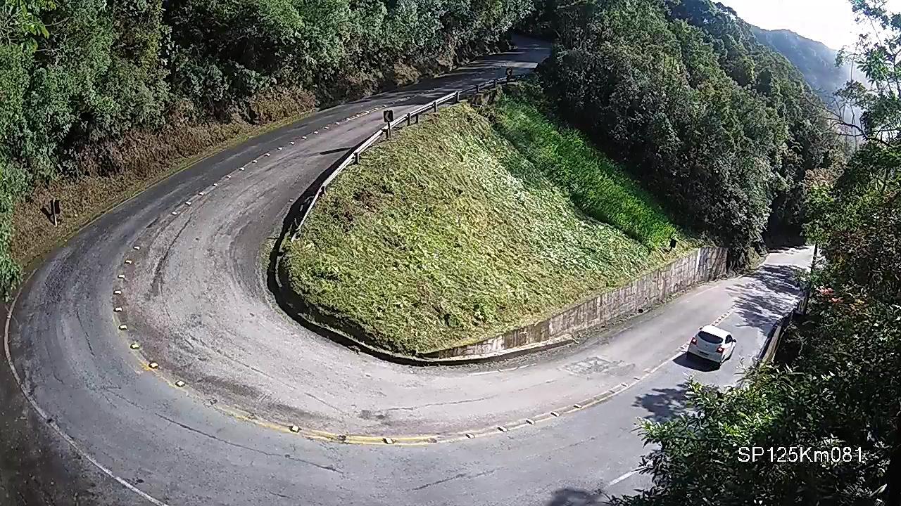 Depois do caos nas estradas do Vale do Paraíba devido ao feriado de 15 de novembro situação é tranquila neste domingo