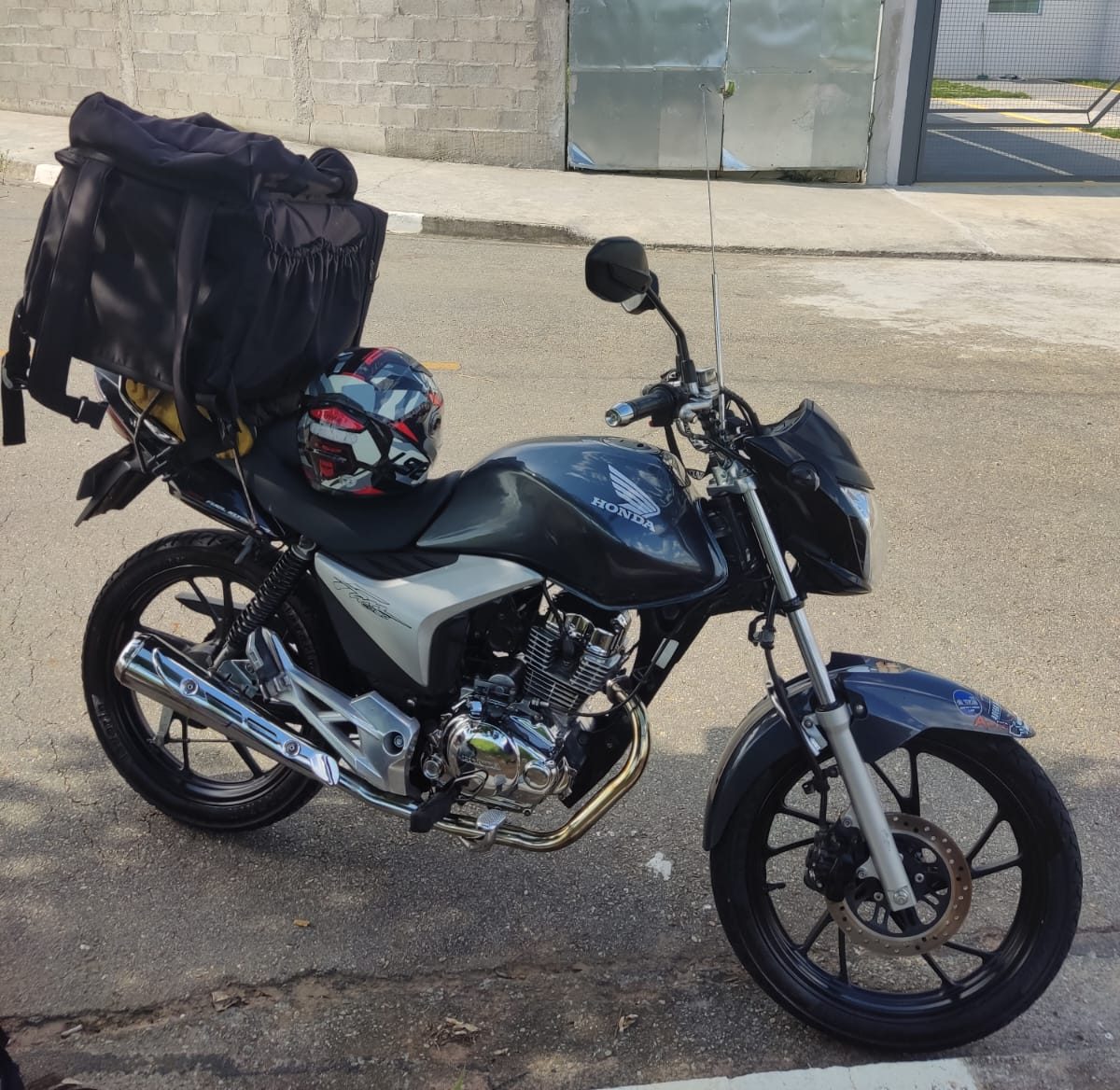 Motoboy de Taubaté tem moto roubada e pede ajuda para encontrar veículo