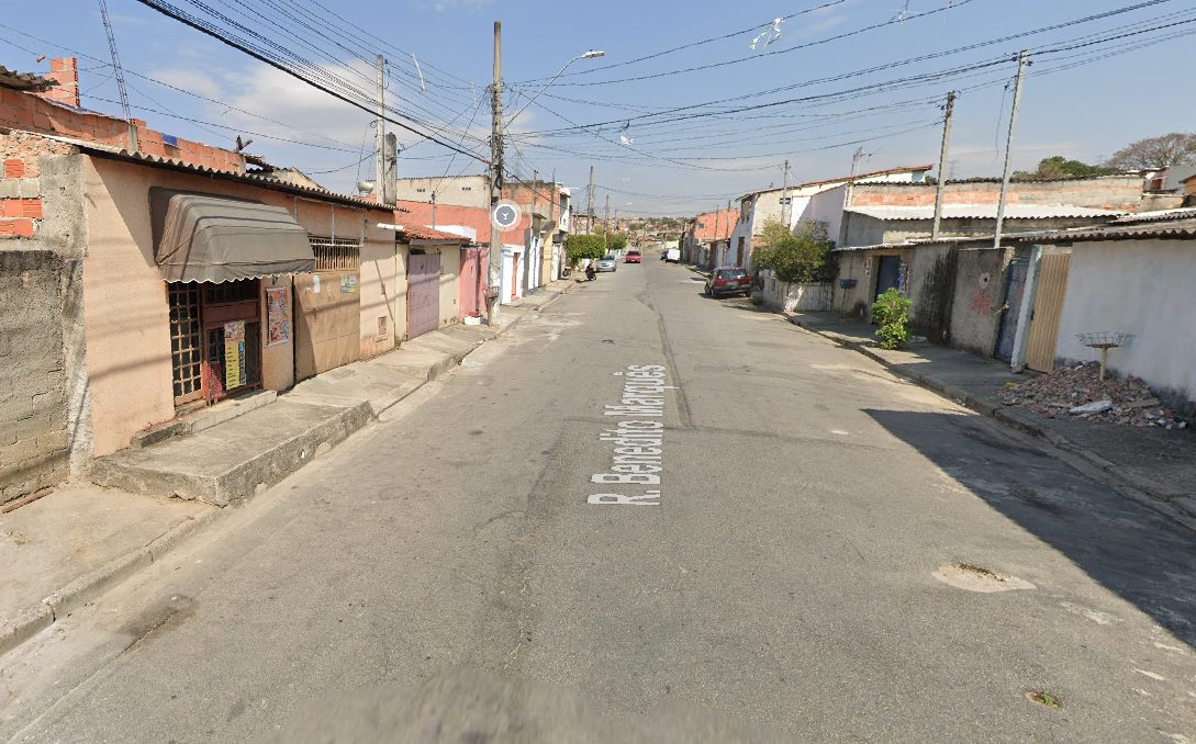 Homem esfaqueia companheira em Taubaté em tentativa de feminicídio e foge