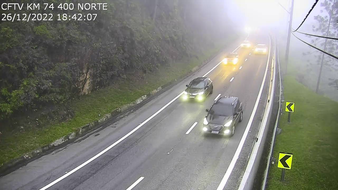 Motorista já enfrenta congestionamento para chegar ao Litoral Norte