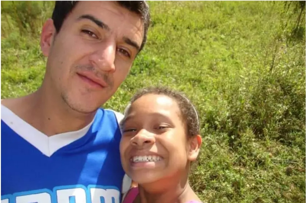 ‘Estamos sem chão’, diz pai da jovem de 18 anos morta em acidente na Dutra